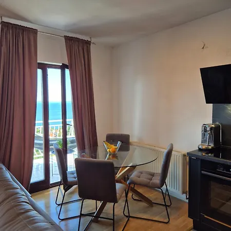 Sunrise - Free Private Parking * 오파티아