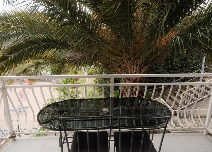 Апартаменты Sunrise - Free Private Parking